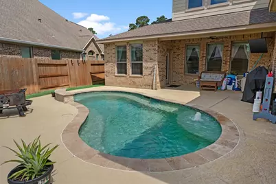 2752 Sterling Heights Lane, Conroe, TX 77385 - Photo 2