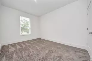 7502 Carver Rd, Houston, TX 77088 - Photo 38