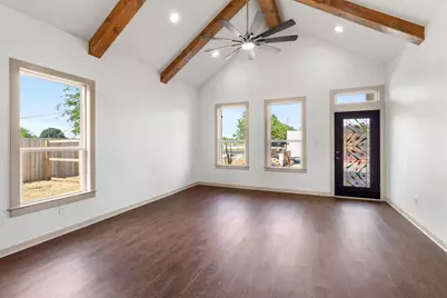 2805 Clarks Lane, Bryan, TX 77808 - Photo 4