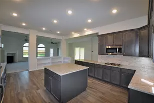 2241 Dorado St, League City, TX 77539 - Photo 12