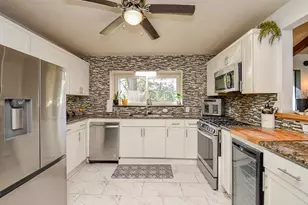 720 Surrey Ln, Simonton, TX 77485 - Photo 8