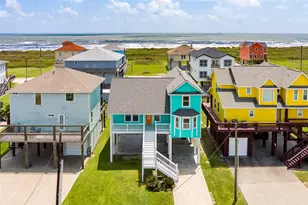 108 Ocean View Dr, Crystal Beach, TX 77650 - Photo 1