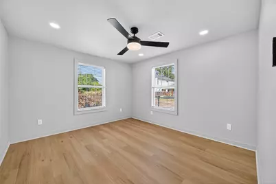 1509 Moody Street, Houston, TX 77009 - Photo 12
