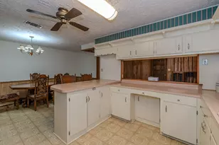 1450 Bassett St, Orange, TX 77632 - Photo 10