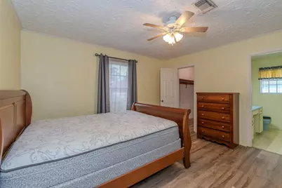 1450 Bassett Street, Orange, TX 77632 - Photo 16