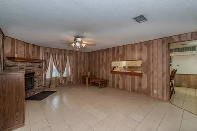 1450 Bassett Street, Orange, TX 77632 - Photo 12