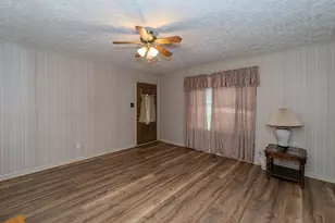 1450 Bassett St, Orange, TX 77632 - Photo 6