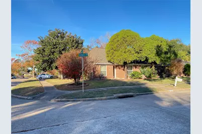 8026 Suspiro Drive, Houston, TX 77083 - Photo 4