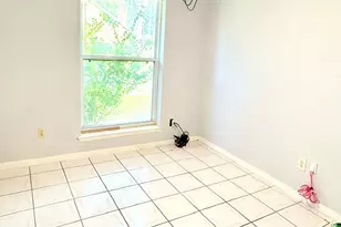 8026 Suspiro Dr, Houston, TX 77083 - Photo 14