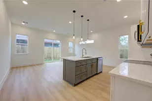 4029 Knoxville St, Houston, TX 77051 - Photo 4