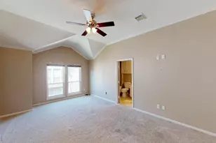 2128 Gillette St, Houston, TX 77006 - Photo 8