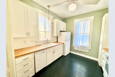 2119 Avenue O 1/2 #Up, Galveston, TX 77550 - Photo 10