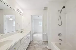 151 Tamana Dr, Tiki Island, TX 77554 - Photo 42