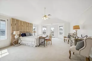 151 Tamana Dr, Tiki Island, TX 77554 - Photo 4