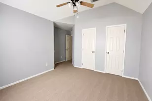 11515 Mill Bridge Ct, Houston, TX 77498 - Photo 8