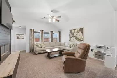 3033 Tulip Poplar Court, Conroe, TX 77301 - Photo 4