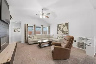 3033 Tulip Poplar Ct, Conroe, TX 77301 - Photo 4