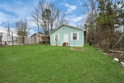 1040 County Road 5007, Cleveland, TX 77327 - Photo 2