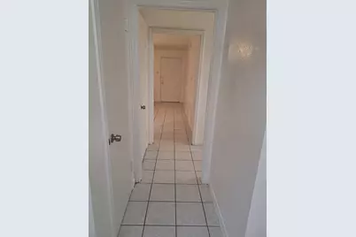 7900 Westheimer Road #127, Houston, TX 77063 - Photo 10