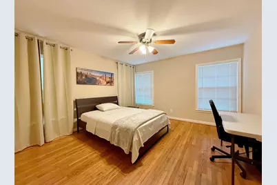 2007 Sheridan Street, Houston, TX 77030 - Photo 6