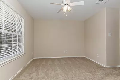 166 N Burberry Park Circle, The Woodlands, TX 77382 - Photo 22