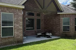 10206 S Goshawk Trl, Conroe, TX 77385 - Photo 18