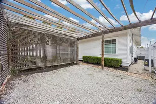 801 Walton St, Houston, TX 77009 - Photo 42