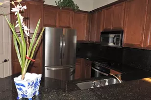 58 Briar Hollow Ln, Houston, TX 77027 - Photo 12