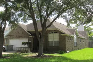 3255 Lakeway Ln, Pearland, TX 77584 - Photo 1
