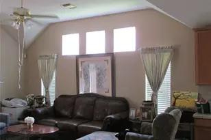 3255 Lakeway Ln, Pearland, TX 77584 - Photo 12