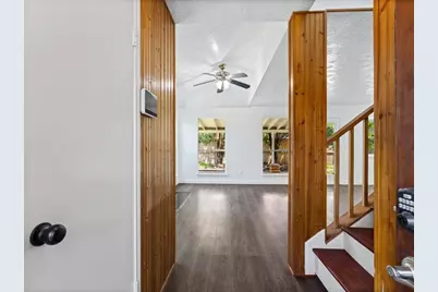 7850 Hillbarn Drive, Houston, TX 77040 - Photo 6