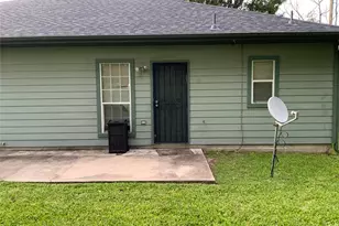 3006 Bolt St, Houston, TX 77051 - Photo 8