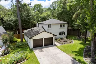 10 E White Willow Cir, Spring, TX 77381 - Photo 2