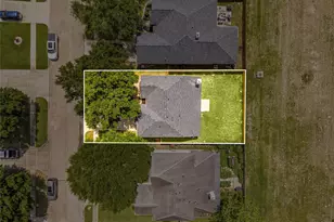 22743 W Waterlake Dr, Richmond, TX 77406 - Photo 2