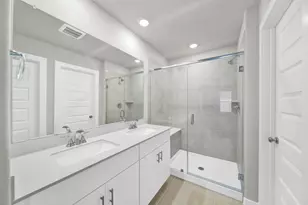 16675 Sterling Clf St, Conroe, TX 77302 - Photo 10