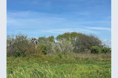 819 Highway 87, Gilchrist, TX 77617 - Photo 2