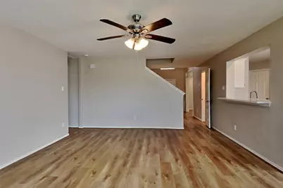 22076 Knights Cove Drive, Kingwood, TX 77339 - Photo 2
