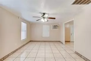 6907 Gainesville St, Houston, TX 77020 - Photo 4