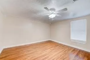 6907 Gainesville St, Houston, TX 77020 - Photo 14