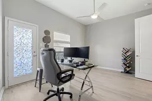 709 N Bayshore Dr, La Porte, TX 77571 - Photo 24
