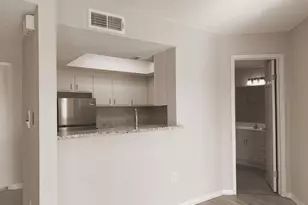 2816 S Bartell Dr, Houston, TX 77054 - Photo 10