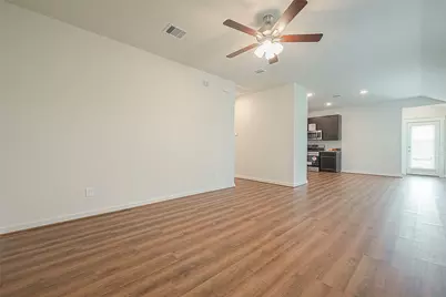 7538 Coral Terrace Drive, Cypress, TX 77433 - Photo 2