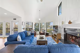 9249 Clyde Acord Rd, Franklin, TX 77856 - Photo 8