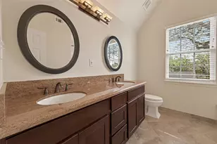 2405 Southgate Blvd, Houston, TX 77030 - Photo 20