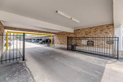 2101 Fountain View Drive #46C, Houston, TX 77057 - Photo 2