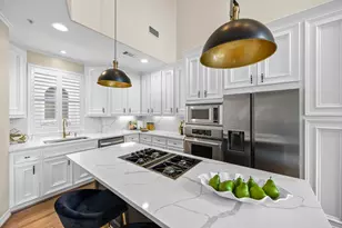 2086 Brentwood Dr, Houston, TX 77019 - Photo 14