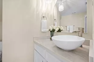 2086 Brentwood Dr, Houston, TX 77019 - Photo 6