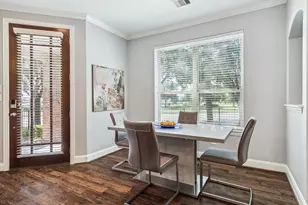 725 Via Lago, Webster, TX 77598 - Photo 6