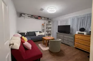 1350 Twin Falls Rd, Houston, TX 77088 - Photo 12