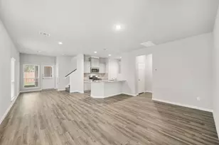 13448 Talisker RD, Houston, TX 77048 - Photo 2